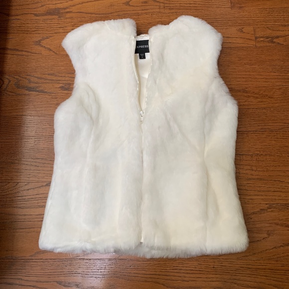 Express Jackets & Blazers - Express - Women’s Faux Fur Hooded Vest